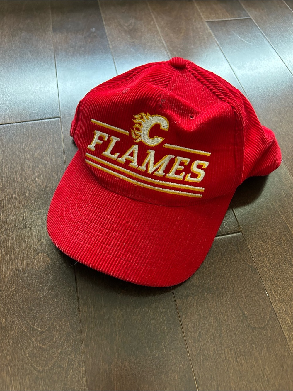 80’s Vintage Calgary Flames NHL Hockey Corduroy Snapback Hat